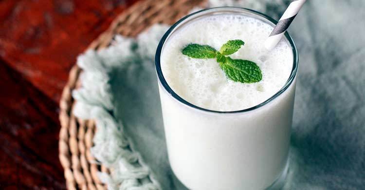দই ছাড়া সুস্বাদু লাচ্ছি রেসিপি